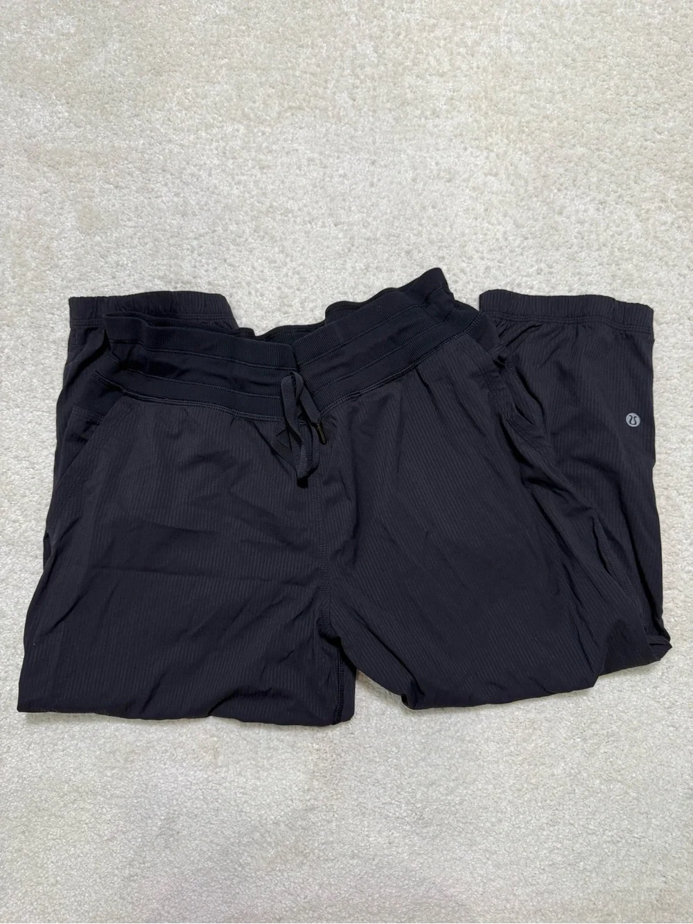 Lululemon Dance Studio Jogger Cropped Black Athletic Pants Size 10